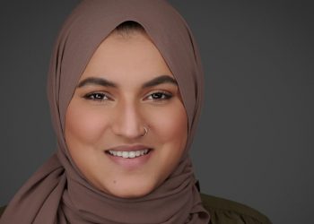Maryam Khan Jadi Muslimah Berhijab Pertama di Legislatif Connecticut