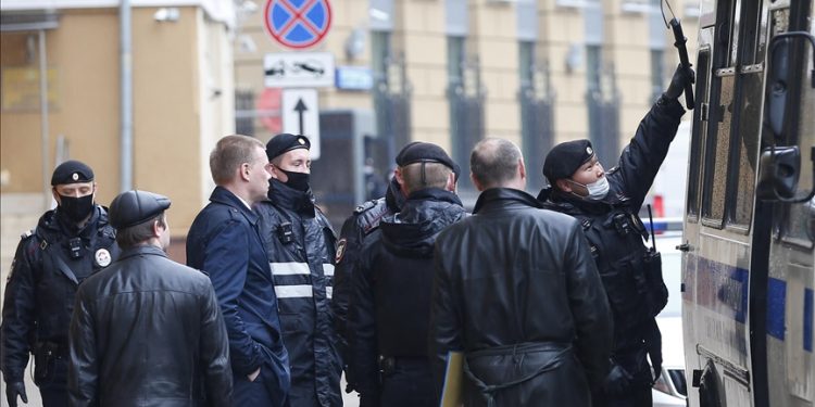 Uni Eropa, AS, Inggris, Australia, dan Kanada mengutuk keras keputusan pengadilan Rusia yang menutup kelompok HAM (hak asasi manusia)