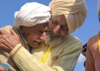 YouTuber Pakistan Satukan Kembali Keluarga yang Terpisah Antara India dan Pakistan