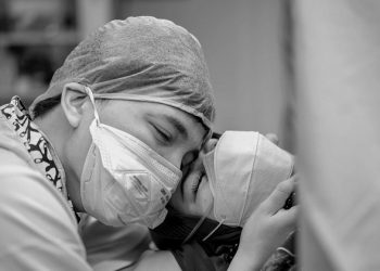 Aurel Hermansyah Lahirkan Bayi Perempuan, Ini Potret Bahagianya