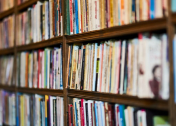 Tips Efektif Lakukan Riset untuk Tugas Akhir Kuliah