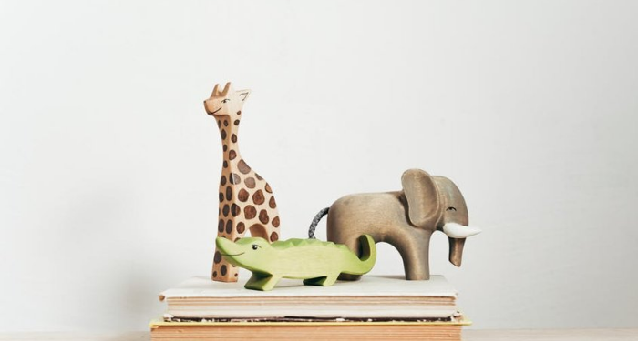 Hukum Memiliki Patung