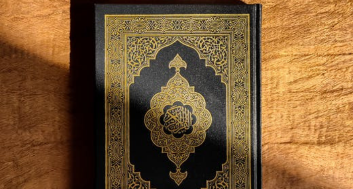 Keutamaan Membaca Surat Al-Mulk