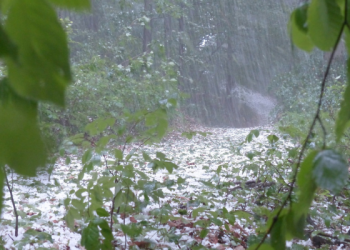 Fenomena Hujan Es di Indonesia