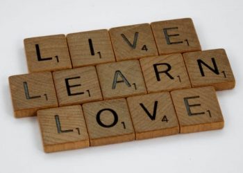 6 Tips Membangkitkan Semangat Menulis