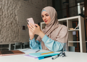 Hakikat Perhiasan Bagi Wanita