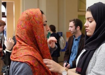 Partai Hijau Austria Tuai Kecaman Terkait Dugaan Dukungan Melarang Jilbab