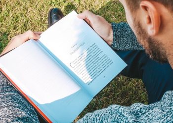 Keluasan Wawasan dan Ilmu Pengetahuan Dukung Keharmonisan Keluarga