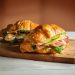 Resep Egg & Cheese Croissant Sandwich Cemilan ala Cafe
