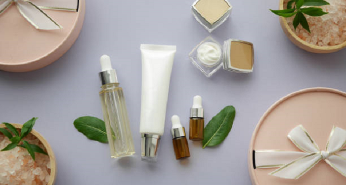 7 Urutan Pemakaian Skincare Pagi dan Malam Hari yang Benar