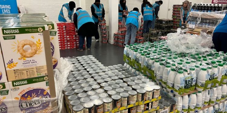 Islamic Relief dan One Roof Bekerjasama untuk Bantu Tunawisma Leicester