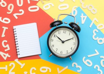 Mendisiplinkan Waktu Tidur Anak