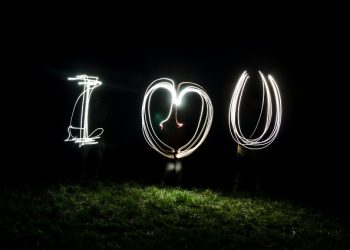 Cinta pada Lawan Jenis