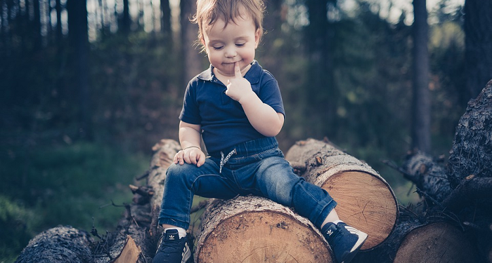 Ciri-Ciri Anak Introvert yang Perlu Bunda Ketahui!