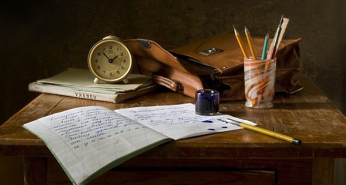 Guru yang Merasa Dirinya Pintar