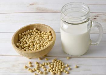 Memberikan Non-Dairy Milk kepada Balita