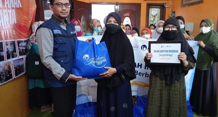 LAZ Al Azhar dan Salam Jamiyyah Distribusikan Ratusan Paket Sembako untuk Wali Yatim di Jabodetabek