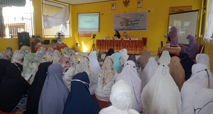 Hadiri Daurah Ramadhan Muslimah, Ibu Desa Rompegading Siap Membantu Kegiatan Dakwah