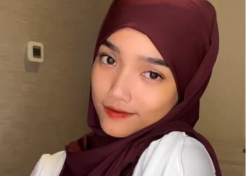 Masya Allah, Selain Menjaga Gala Ini Potret Fuji yang Selalu Menjadi Sorotan