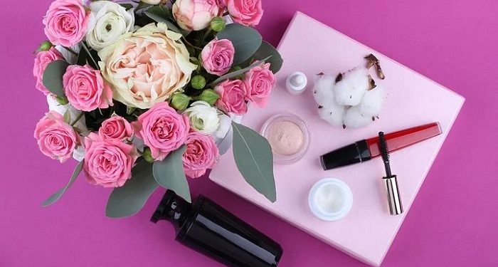 6 Tips Sederhana Merawat Kulit Wajah yang Kering