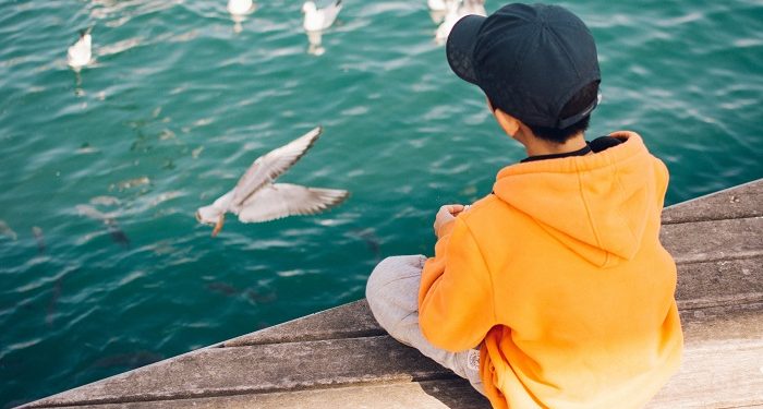 Mendidik Anak yang Cenderung Pendiam