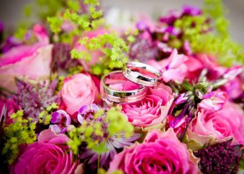 Tetap Mencintainya Walaupun Ia Tidak Sempurna