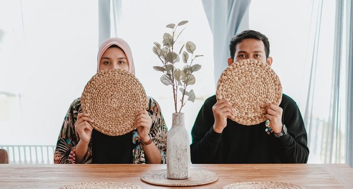 Suami Istri Harus Siap Dikritik