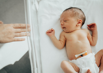 Cara Merawat Tali Pusar Bayi Agar Menjaganya Tetap Kering