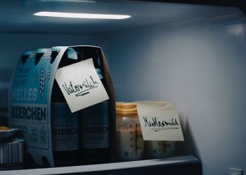 Ciri-Ciri ASI Perah Telah Rusak dan Tidak Layak di Konsumsi Si Kecil