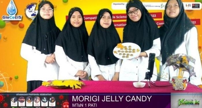 Tim Riset MTsN 1 Pati Raih Medali Interasional dengan Mengubah Daun Kelor jadi Permen Jelly