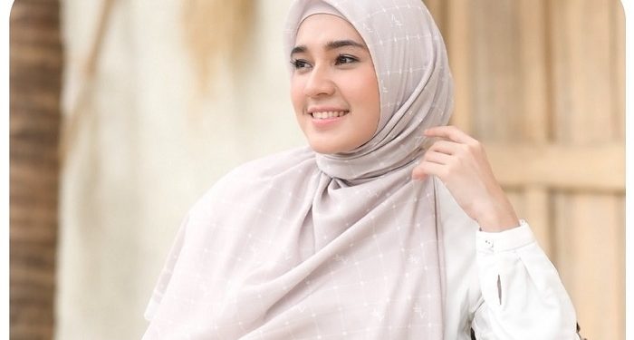 Dhini Aminarti Berharap Bisa Khatam Al-Quran di Ramadan Tahun Ini