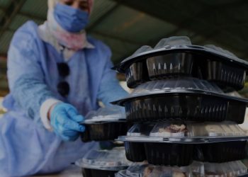 Muslim Detroit Berbagi 80 ribu Pon Makanan Berbuka Puasa