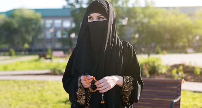 Penggunaan Kerudung dan Cadar Di Masa Jahiliyah