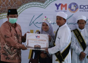 Insan Cendekia Mandiri Boarding School Mewisuda 70 Santri Tahfiz