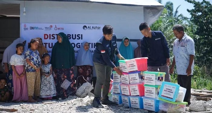 LAZ Al Azhar dan MTTG Distribusikan Paket Sembako dan Aksi Medis Bagi Penyintas Gempa di Pasaman Barat
