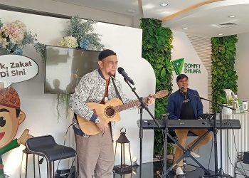 Ustaz Erick Yusuf & Dwiki Dharmawan Launching Lagu Sholehkanlah