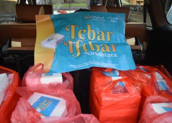 Muslimah DPD Wahdah Islamiyah Wajo Tebar 1.162 Paket Ifthar di 6 Kecamatan