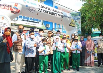 Siap Layani Umat, LAZ Al Azhar Jawa Timur Buka Gerai Zakat Drive Thru