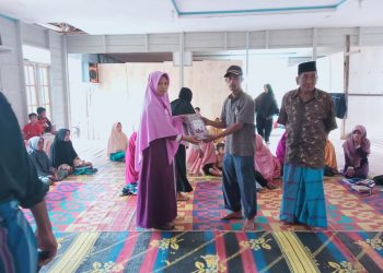 Salimah Gayo lues Bantu Korban Kebakaran di Desa Tungel