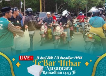 Muslimah Wahdah Islamiyah Jeneponto Bagikan Lebih dari 1000 Paket Ifthar untuk Warga