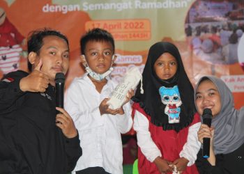 Serunya Ngabuburit Ala Relawan Nusantara Jakarta Timur di Kampung Pemulung