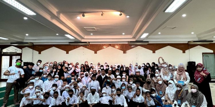 RISKA Salurkan 50 Vacuum Cleaner untuk Masjid