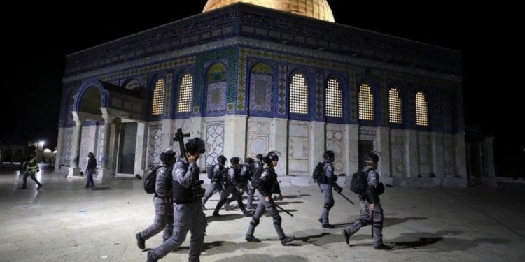 Beda Sikap untuk Israel dan Rusia