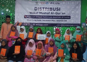 Wakaf Al-Qur'an Hadirkan Semangat Baru Bagi Santri di Lebak, Banten