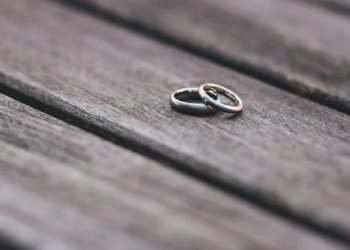 Mengapa Harus Ada Mahar Dalam Pernikahan? Berapa Banyak yang Harus Diberikan?