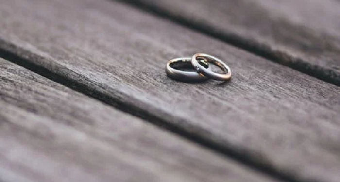 Mengapa Harus Ada Mahar Dalam Pernikahan? Berapa Banyak yang Harus Diberikan?