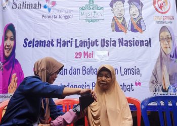 Peringati Hari Lansia, Salimah Jonggol Adakan Pelayanan Khusus Lansia