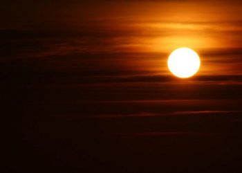 Adakah Waktu Terlarang Shalat Antara Maghrib dan Isya?