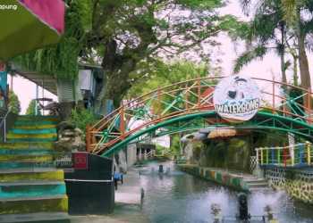 Sungai sampah jadi objek wisata