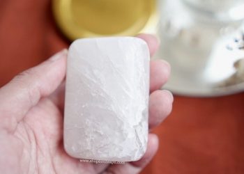 Ketiak Bau dan Hitam